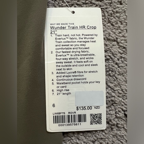 Lululemon Wundertrain 21” Legging Size 6 - Picture 3 of 3